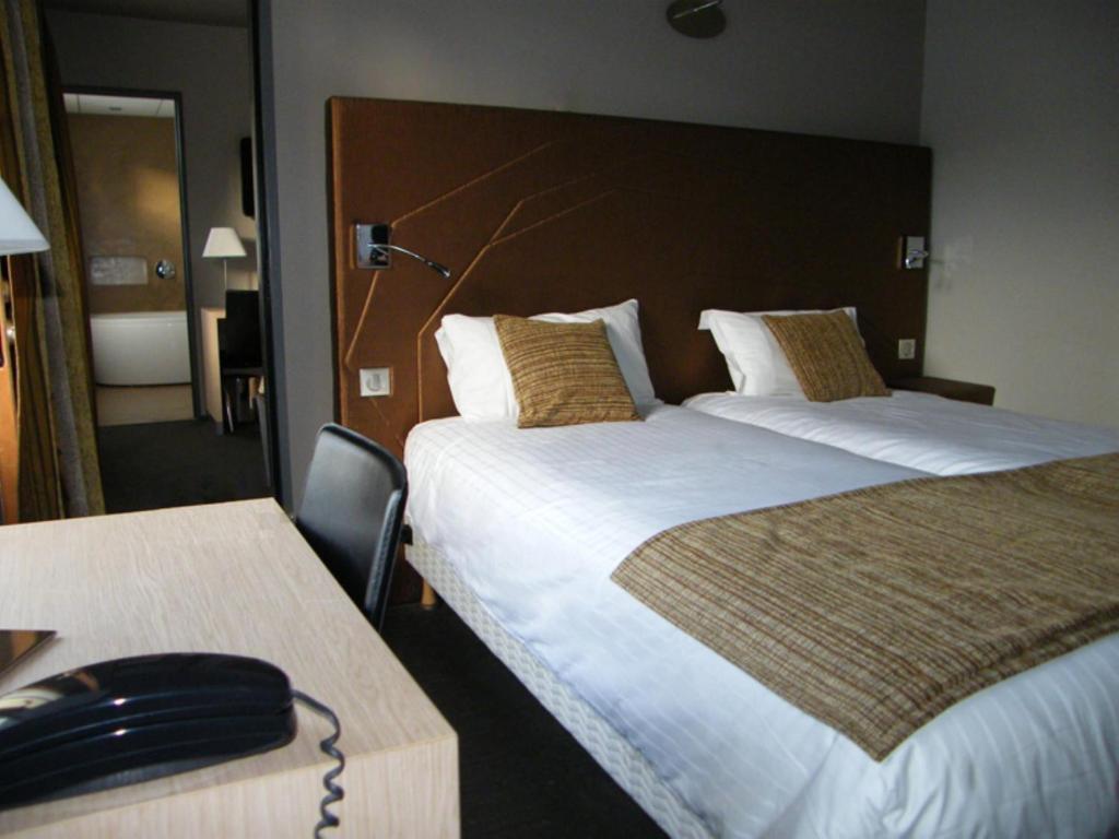 Cit'Hotel Saint-Pierre Vire  Ngoại thất bức ảnh