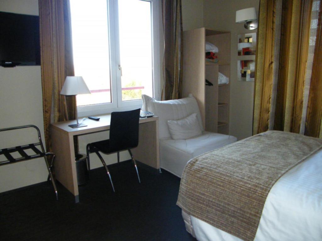 Cit'Hotel Saint-Pierre Vire  Ngoại thất bức ảnh