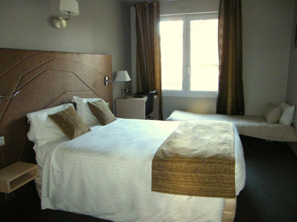 Cit'Hotel Saint-Pierre Vire  Ngoại thất bức ảnh