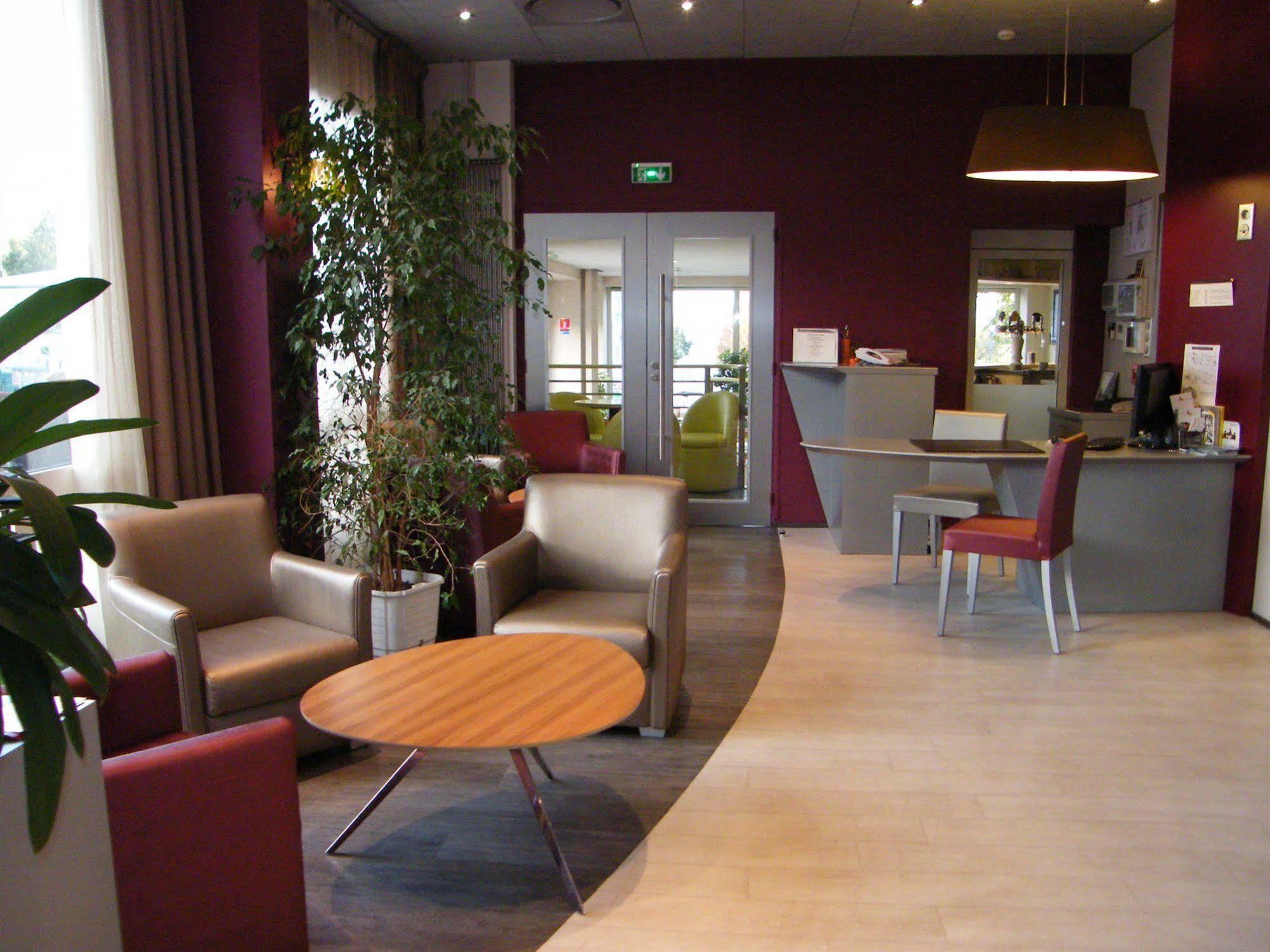 Cit'Hotel Saint-Pierre Vire  Ngoại thất bức ảnh